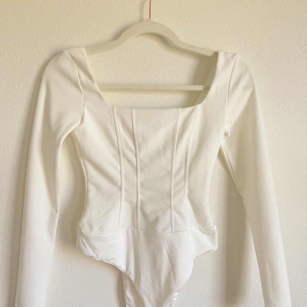 BRAND NEW princess polly white corset detailed body suit☁️🕊🤍